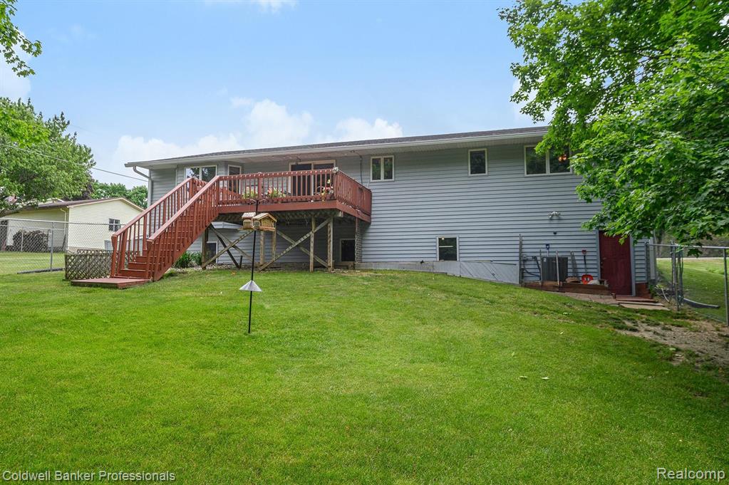 6522 East River Road Flushing, MI 48433 - Photo 4 of 29
