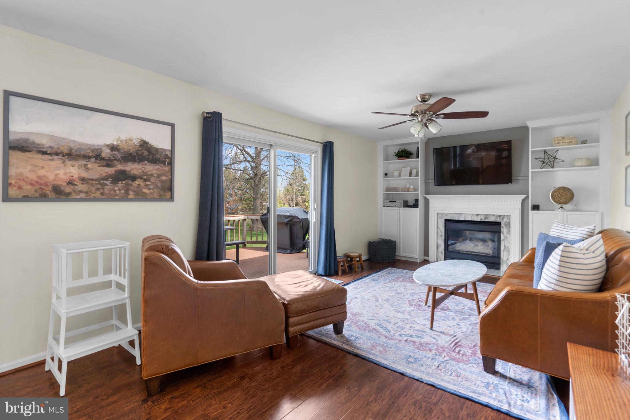 20747 Laplume Place Ashburn, VA 20147 - Photo 17 of 48 A great gathering space!