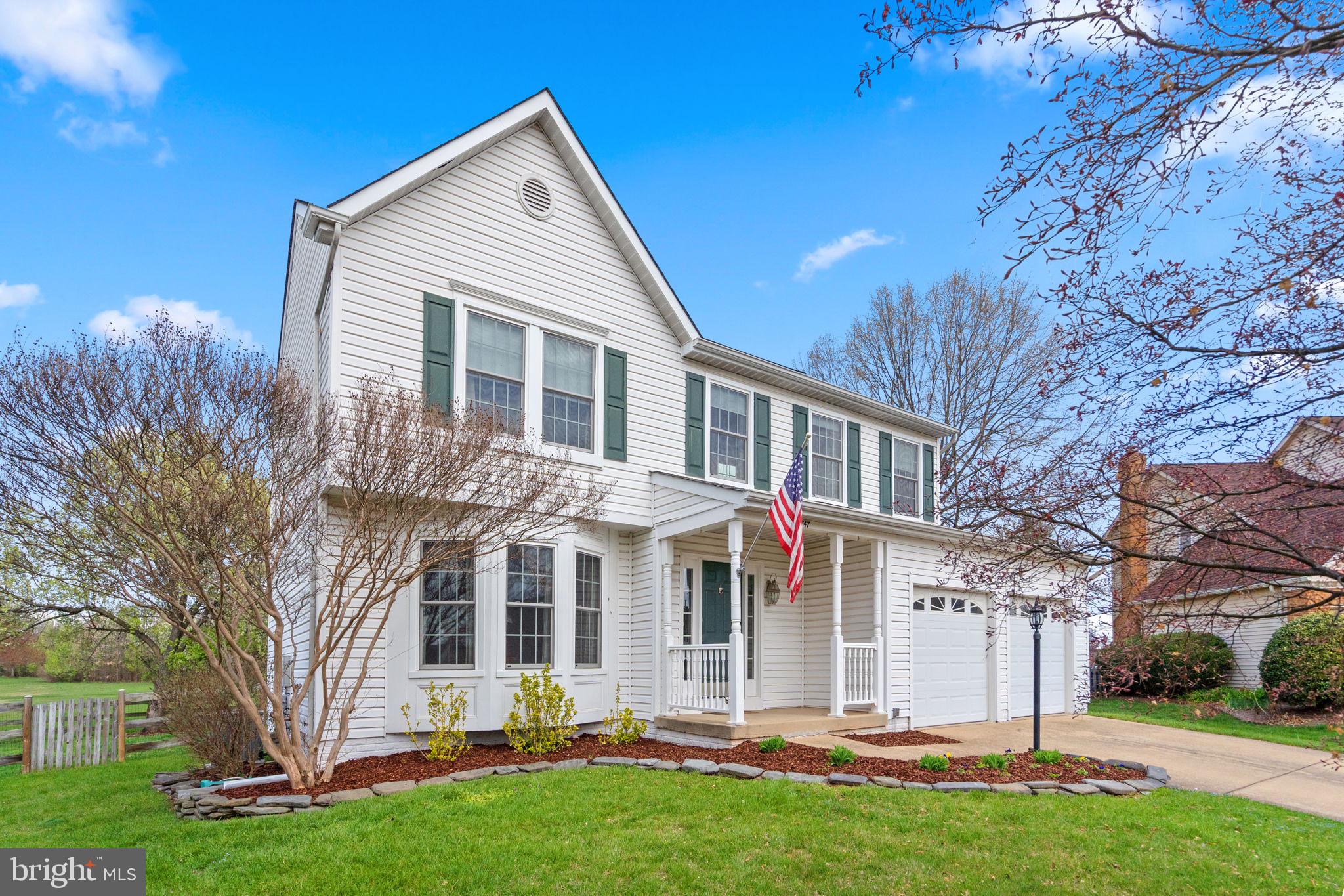 20747 Laplume Place Ashburn, VA 20147 - Photo 3 of 48 Great curb appeal!
