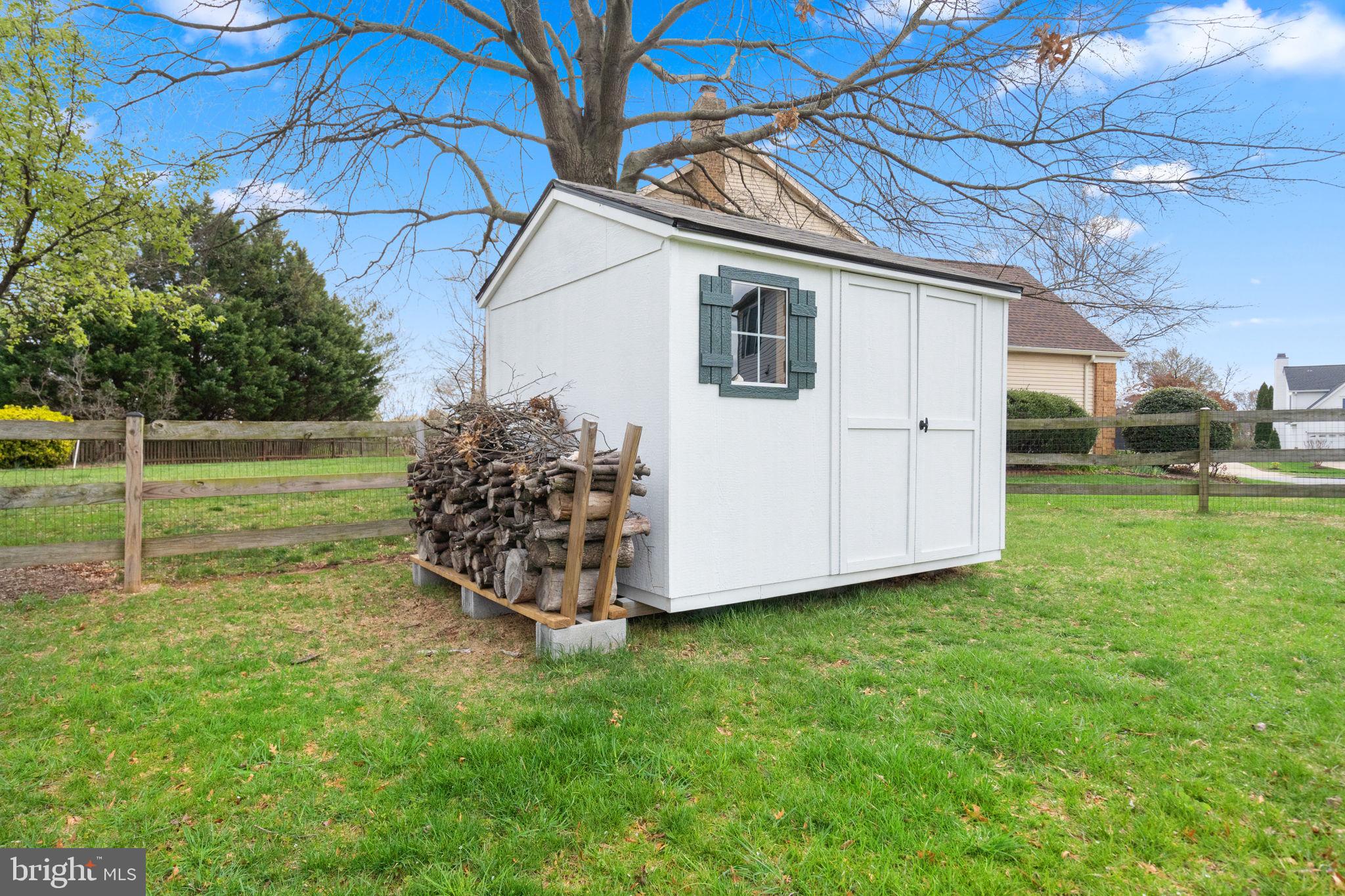 20747 Laplume Place Ashburn, VA 20147 - Photo 41 of 48 Storage shed