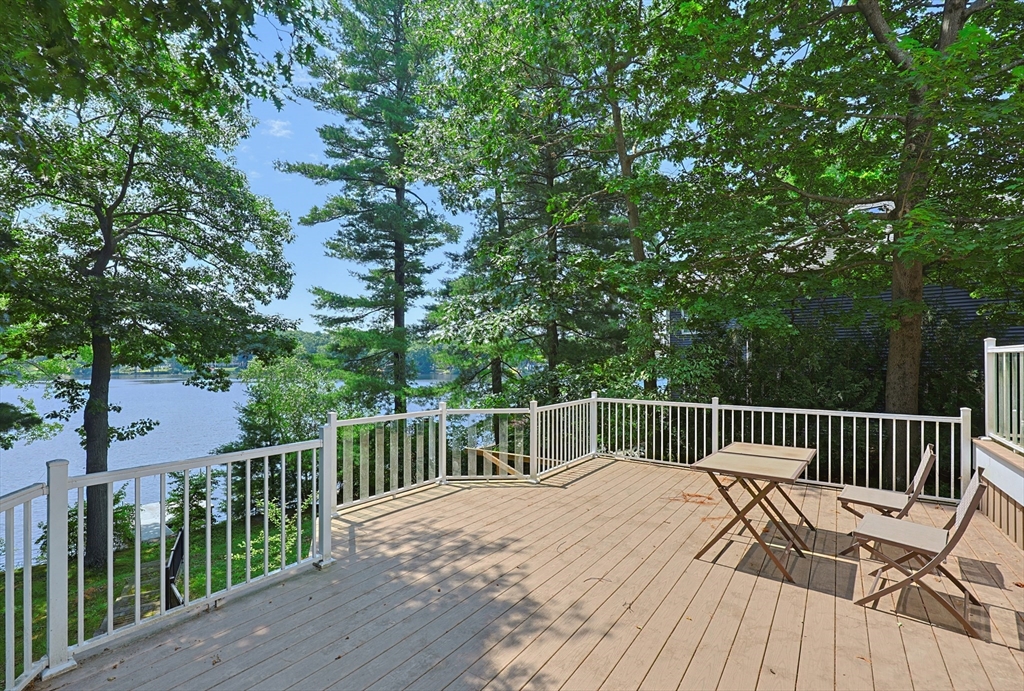 82 Ridge Road Foxboro, MA 02035 - Photo 9 of 32