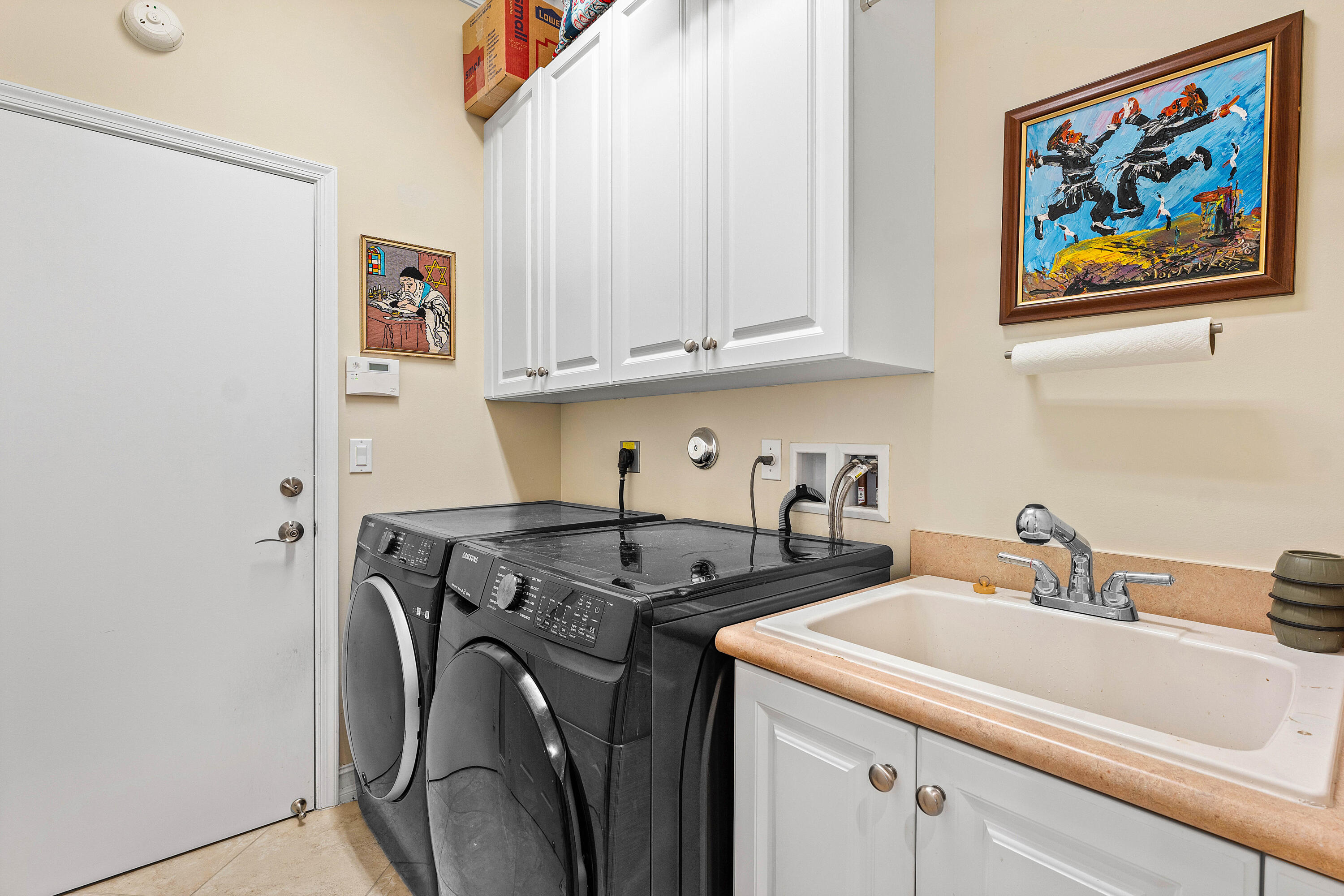9428 Ivory Isle Road Boynton Beach, FL 33473 - Photo 29 of 46 Laundry Room