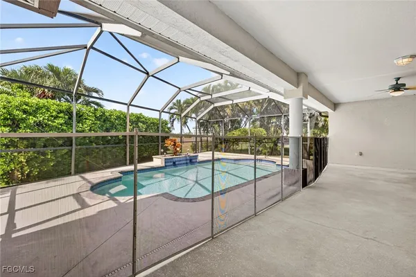 $2,499 | 2007 Southwest 43rd Terrace, Cape Coral, FL 33914