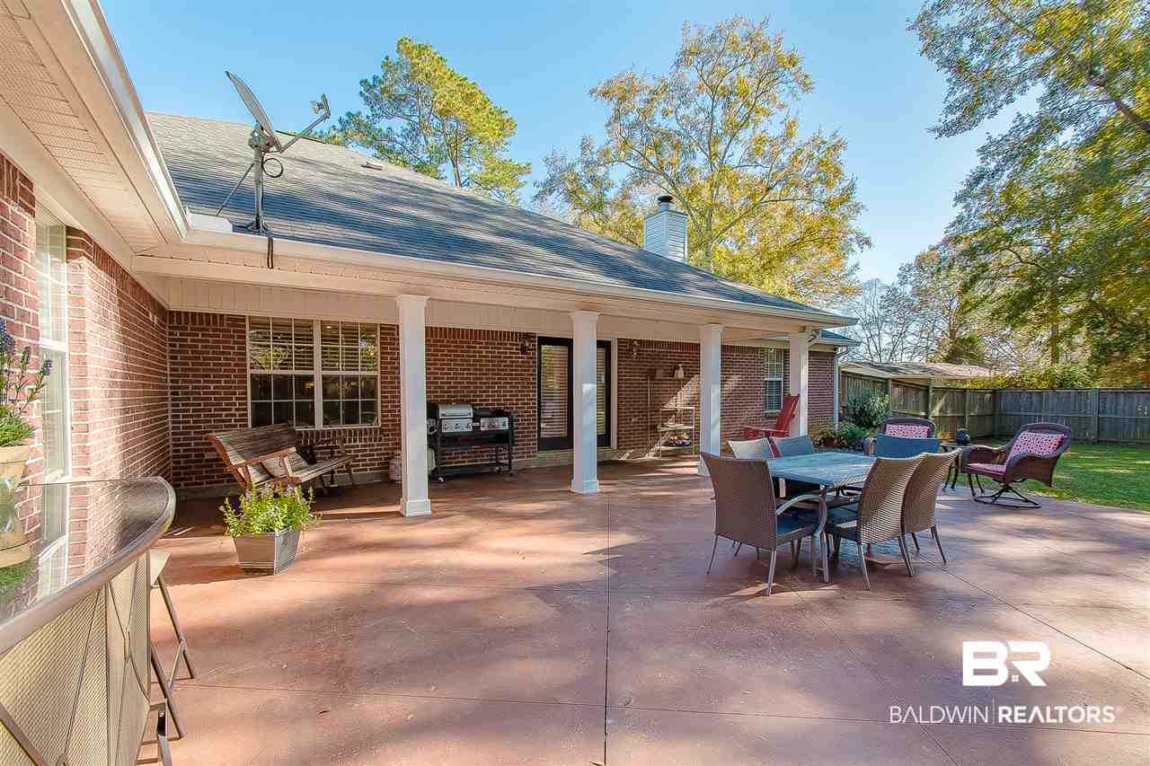 1401 North Alston Street Foley, AL 36535 - Photo 33 of 43 Patio (30x26)