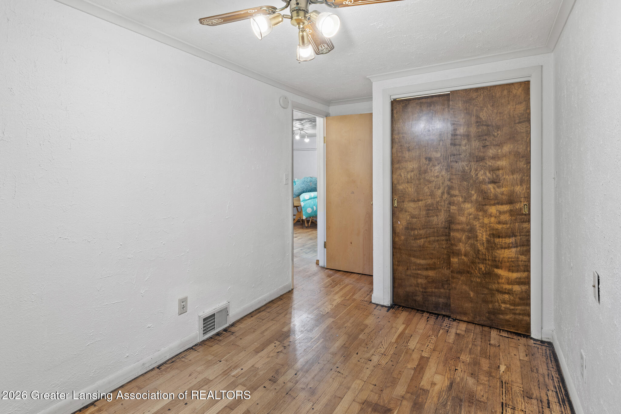 2169 Haslett Road East Lansing, MI 48823 - Photo 11 of 29 1-7