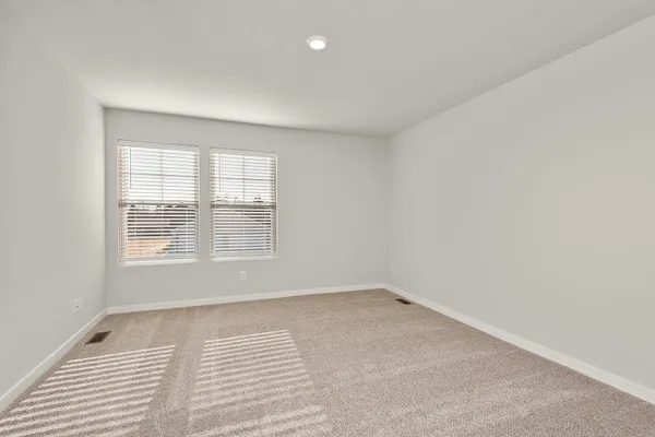 $349,900 | 39749 Fallbrook Avenue, North Branch, MN 55056