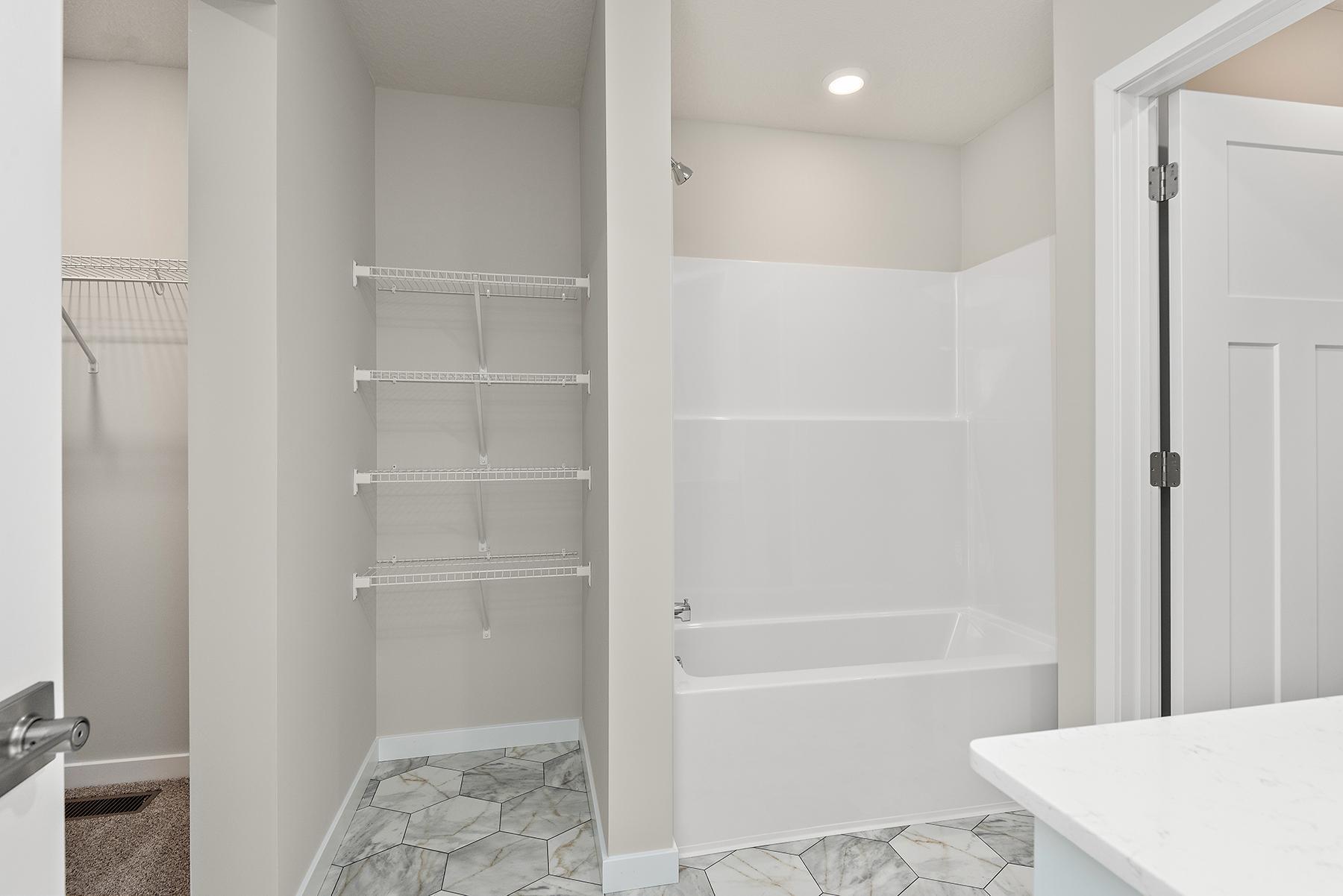 39749 Fallbrook Avenue North Branch, MN 55056 - Photo 12 of 20