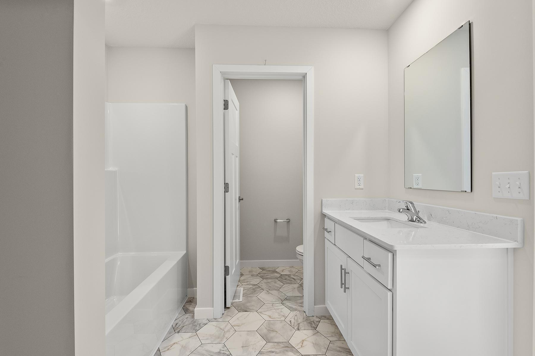 39749 Fallbrook Avenue North Branch, MN 55056 - Photo 12 of 20