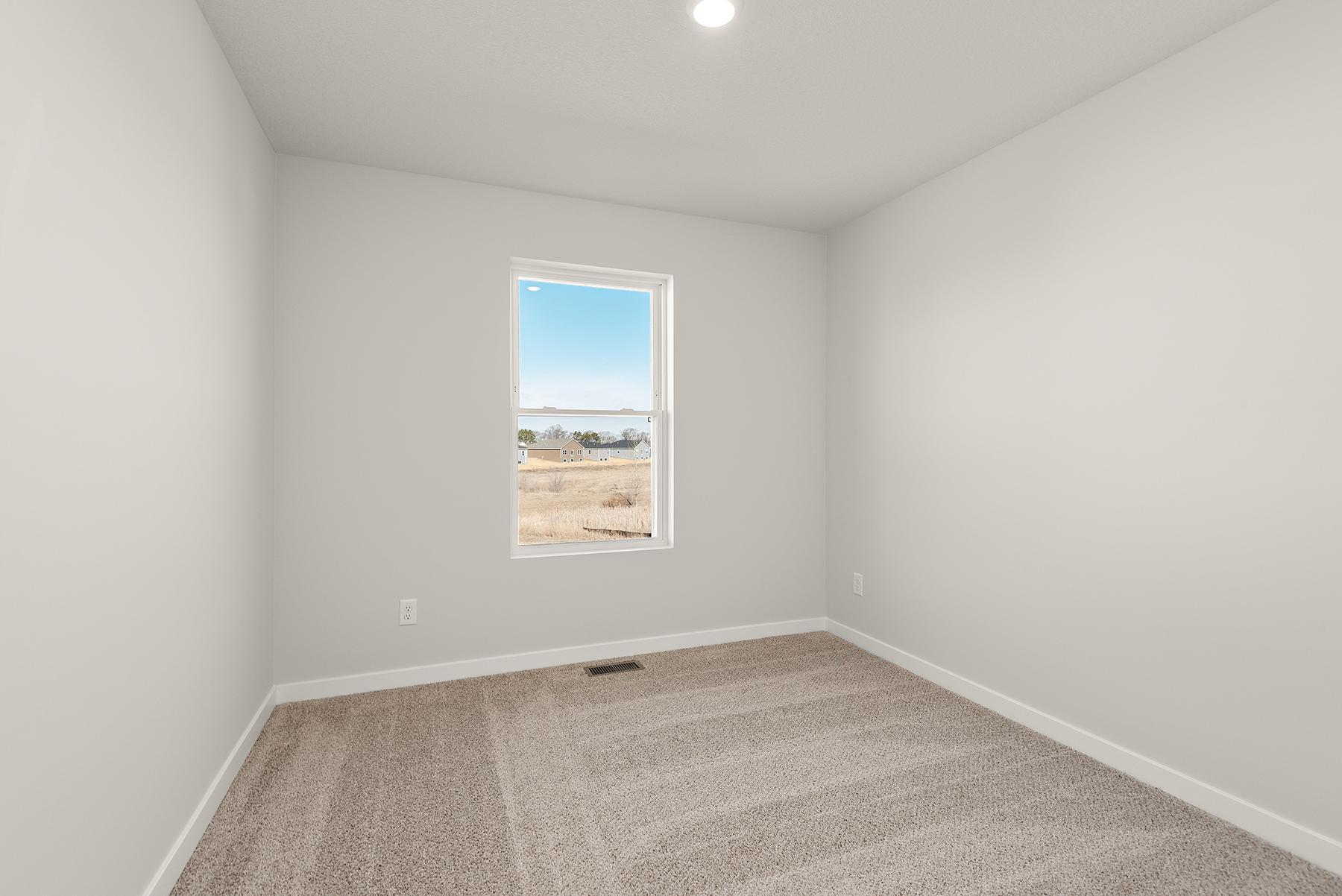 39749 Fallbrook Avenue North Branch, MN 55056 - Photo 15 of 20