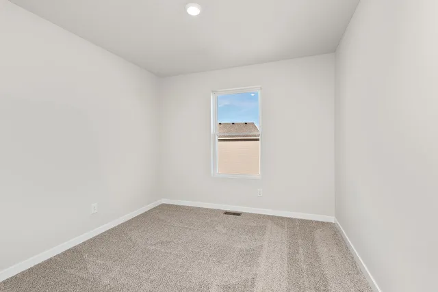 $354,900 | 39749 Fallbrook Avenue, North Branch, MN 55056