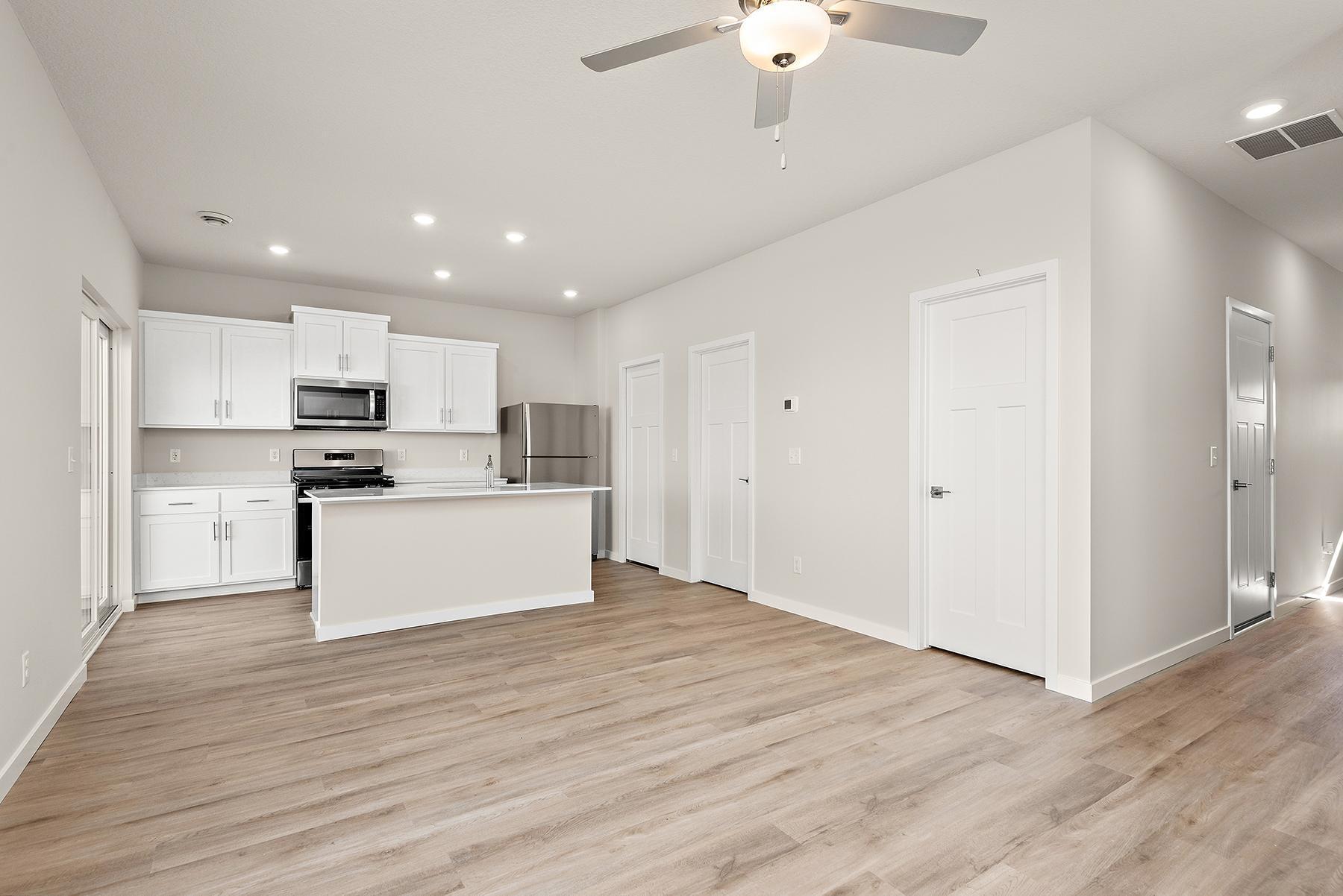 39749 Fallbrook Avenue North Branch, MN 55056 - Photo 2 of 20