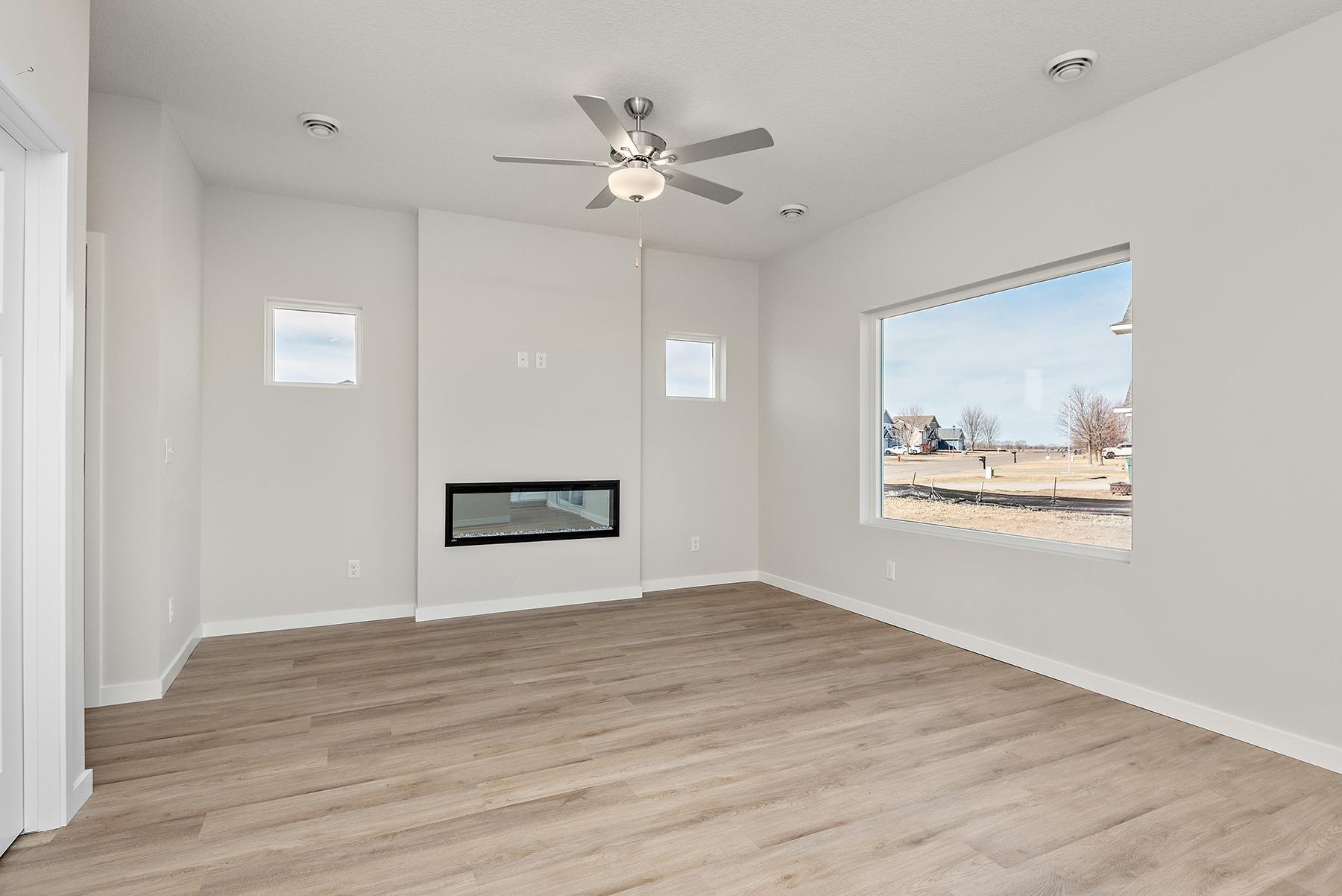 39749 Fallbrook Avenue North Branch, MN 55056 - Photo 5 of 20