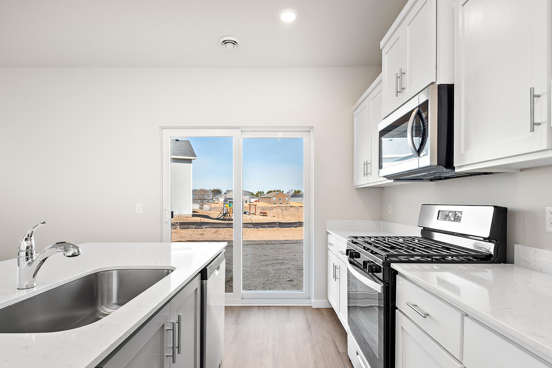 39749 Fallbrook Avenue North Branch, MN 55056 - Photo 7 of 20