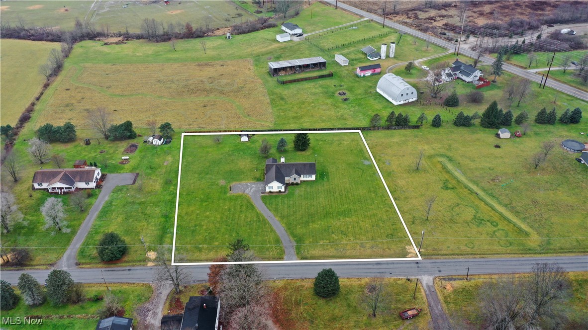 11289 Hopkins Road Garrettsville, OH 44231 - Photo 12 of 48