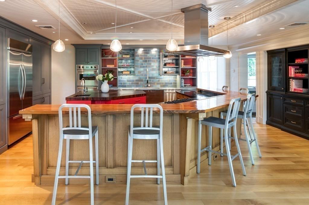 54 Lincoln Street Hingham, MA 02043 - Photo 14 of 39