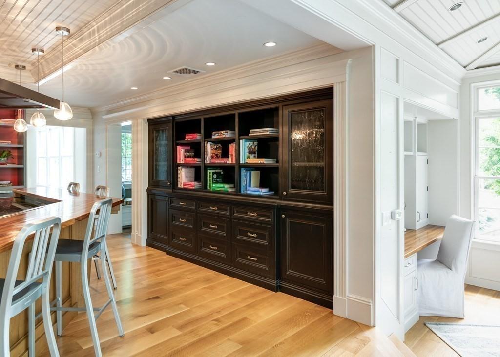 54 Lincoln Street Hingham, MA 02043 - Photo 16 of 39