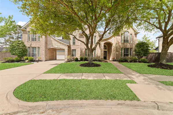 $850,000 | 1110 Heatherwood Court, Katy, TX 77494