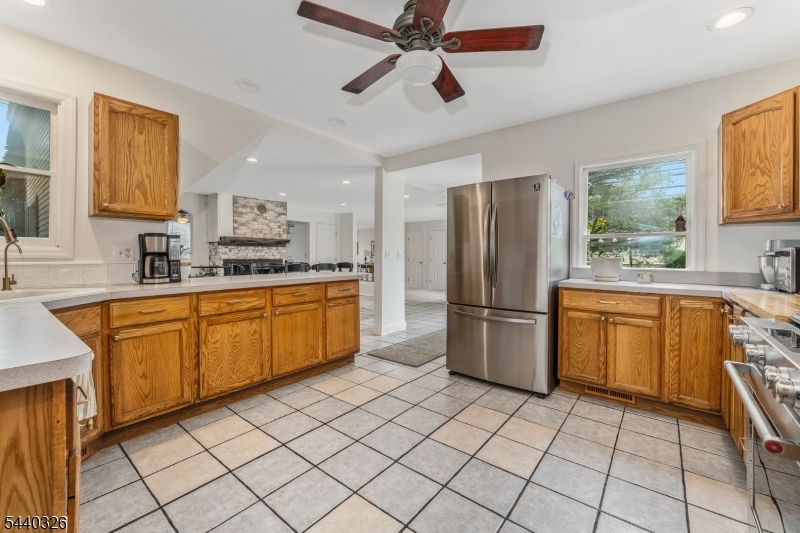 105 Main Street Lebanon, NJ 08833 - Photo 13 of 37