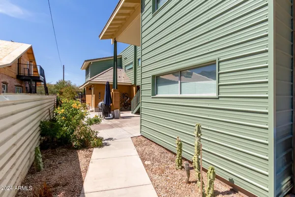 $1,295 | 129 North 11th Avenue, Unit 1A, Phoenix, AZ 85007
