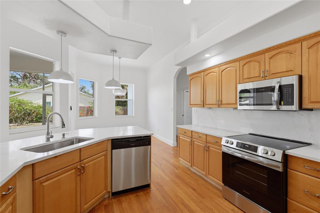 5143 Pompano Road Venice, FL 34293 - Photo 9 of 25