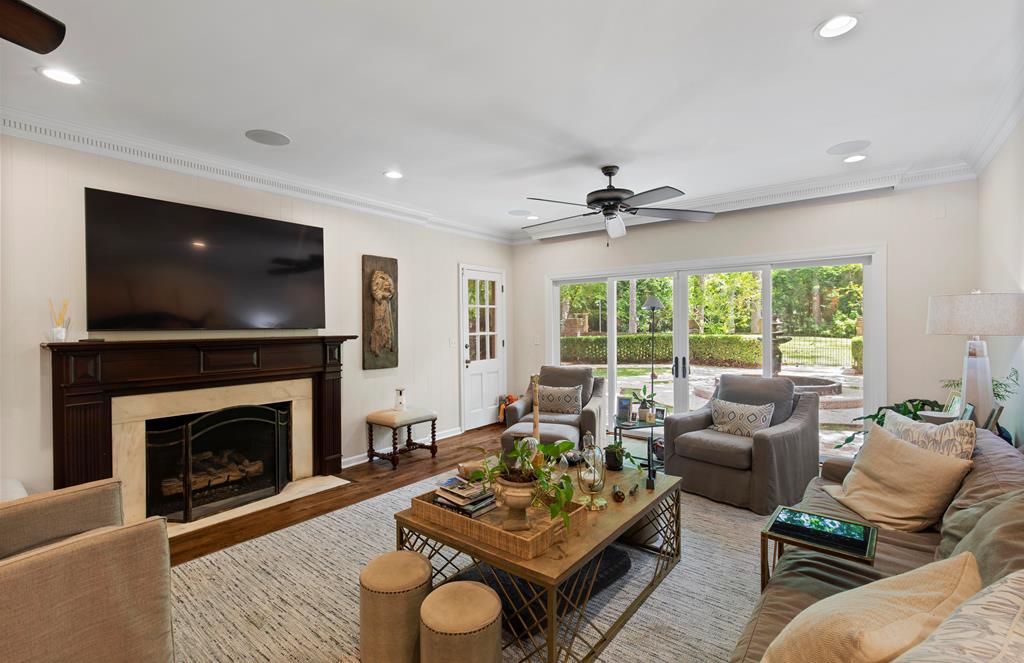 3005 Foxridge Road Dothan, AL 36303 - Photo 22 of 71 FAMILY ROOM