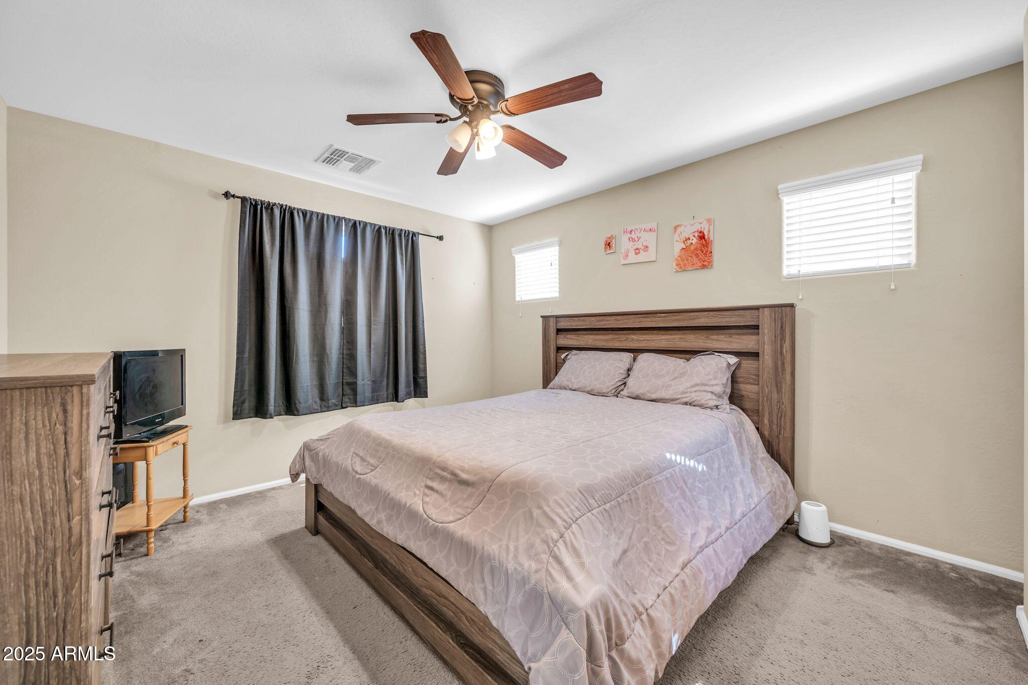 7741 West Giles Road Phoenix, AZ 85035 - Photo 15 of 33 7741 W Giles Rd-18