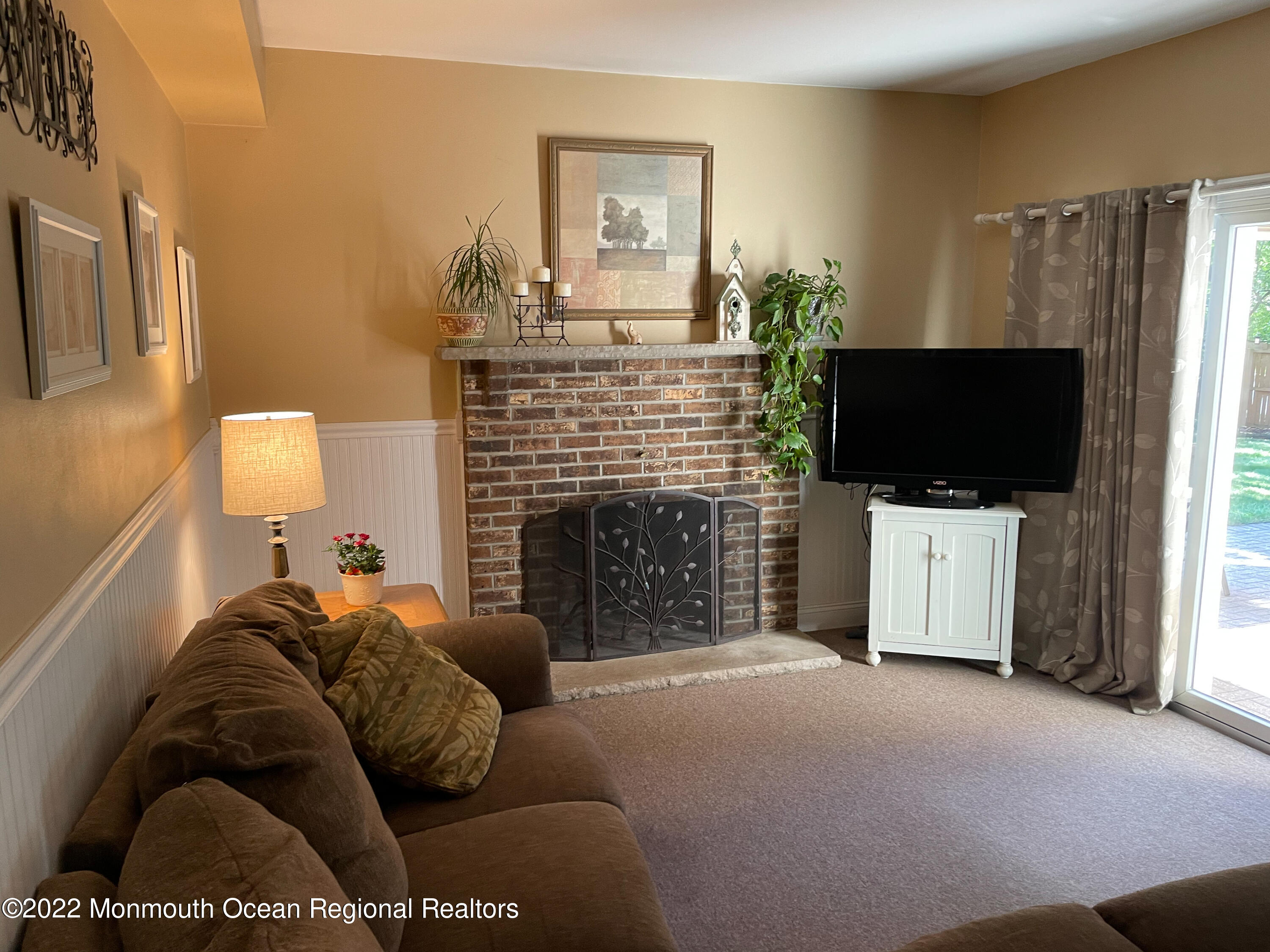 2 Nantucket Court Howell, NJ 07731 - Photo 12 of 43 family room