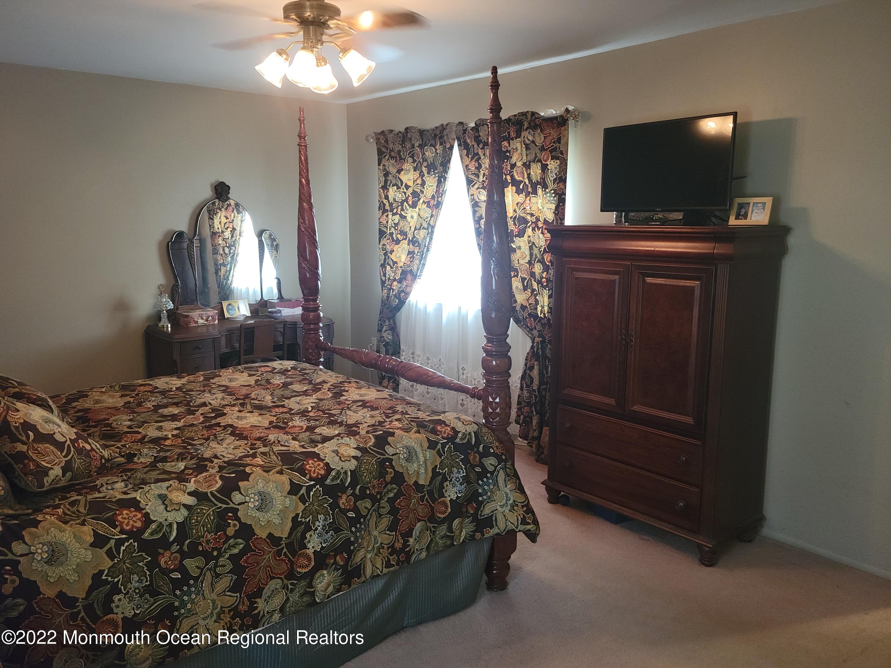 2 Nantucket Court Howell, NJ 07731 - Photo 22 of 43 large primary bedroom