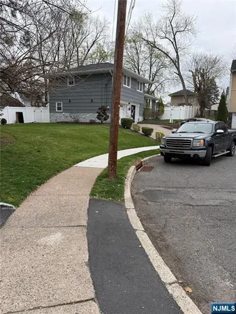 $3,200 | 41 Coyne Court, Unit 2, Bergenfield, NJ 07621