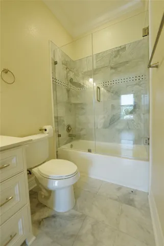 $3,000 | 1013 10th Street, Unit B, Galveston, TX 77550