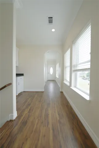 $3,000 | 1013 10th Street, Unit B, Galveston, TX 77550