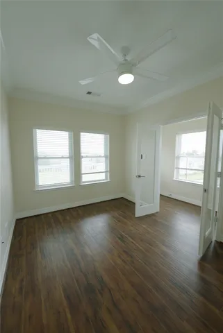 $3,000 | 1013 10th Street, Unit B, Galveston, TX 77550