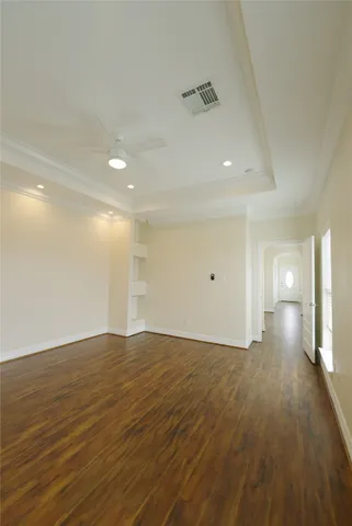 $3,000 | 1013 10th Street, Unit B, Galveston, TX 77550