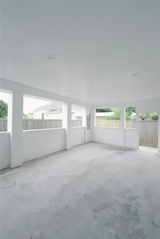 $3,000 | 1013 10th Street, Unit B, Galveston, TX 77550