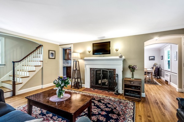 11 Harding Road Needham, MA 02492 - Photo 8 of 28