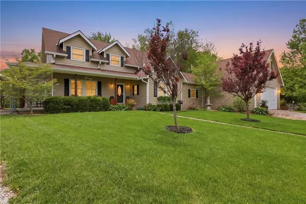 $719,900 | 969 Northwest 1621st Road, Bates City, MO 64011