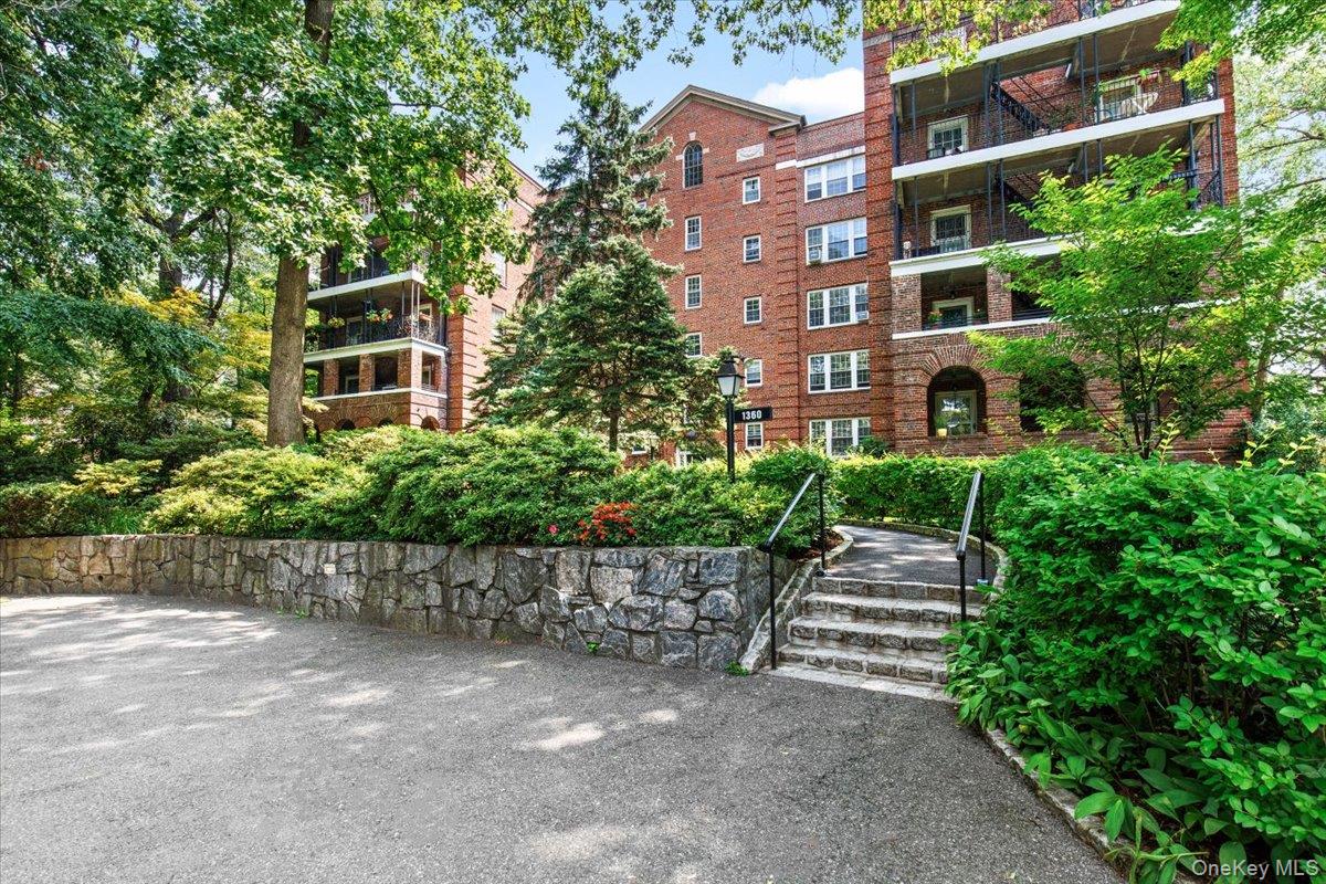 1360 Midland Avenue, Unit TE Bronxville, NY 10708 - Photo 2 of 22 Great vintage building