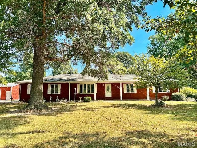 $459,900 | 7005 Ivy Lane, Godfrey, IL 62035