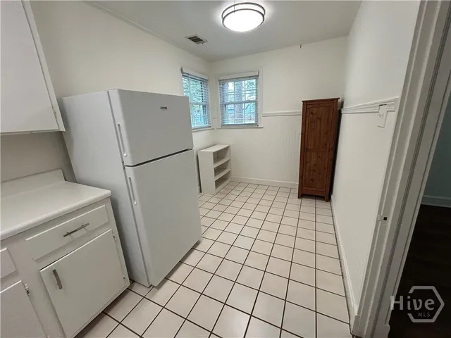 $1,500 | 1506 East 50th Street, Savannah, GA 31404