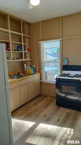 $105,000 | 227 West Pine Street, Canton, IL 61520