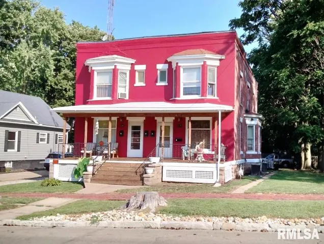$105,000 | 227 West Pine Street, Canton, IL 61520