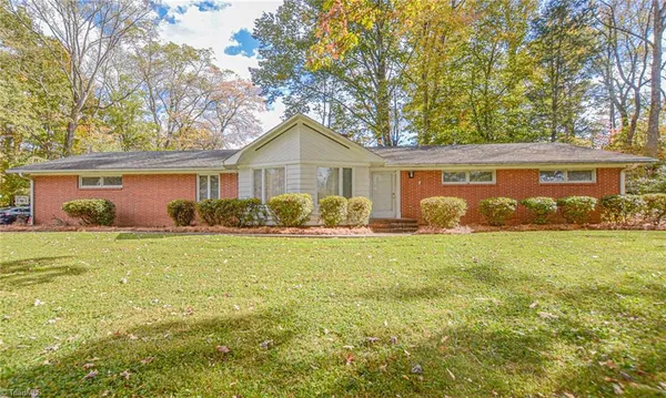 $315,000 | 1808 Turfwood Drive, Pfafftown, NC 27040