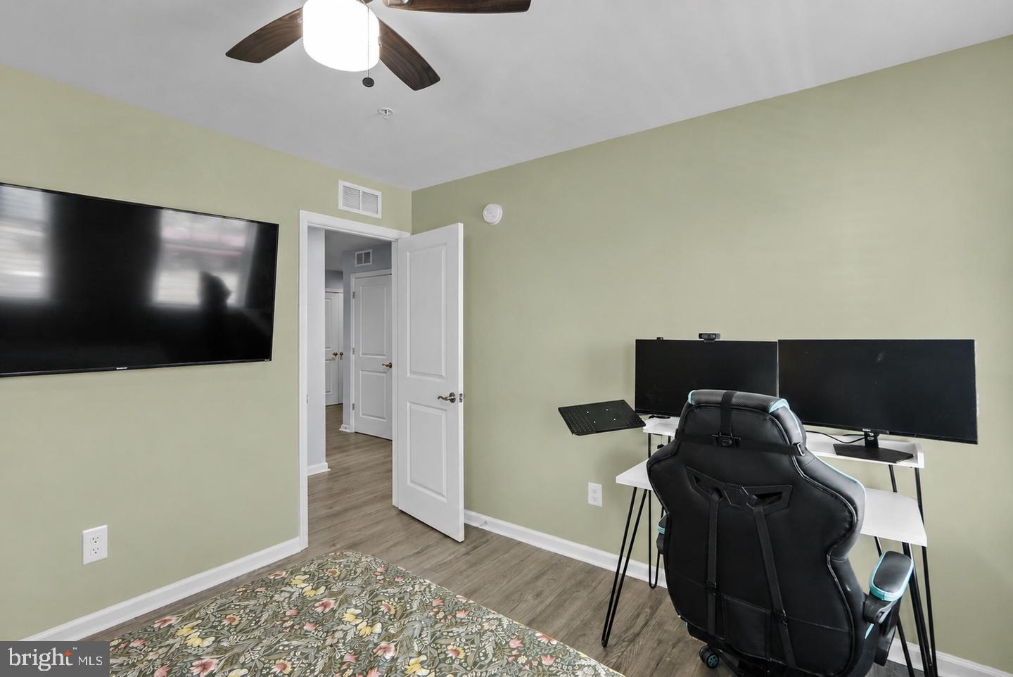 2708 Duvall Ridge Road, Unit 415 Landover, MD 20785 - Photo 24 of 33 Gallery Image 24