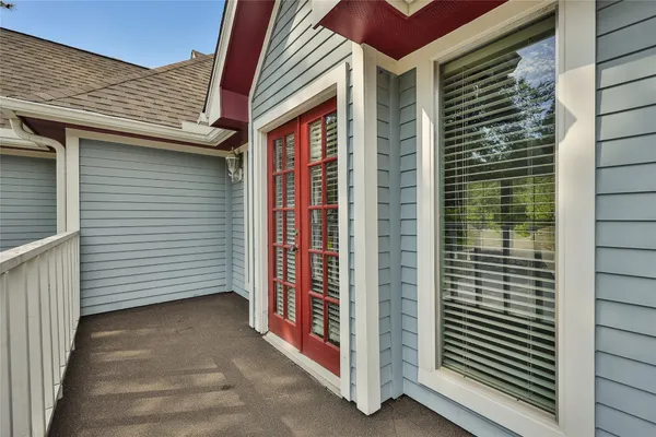 a view of entrance front of house