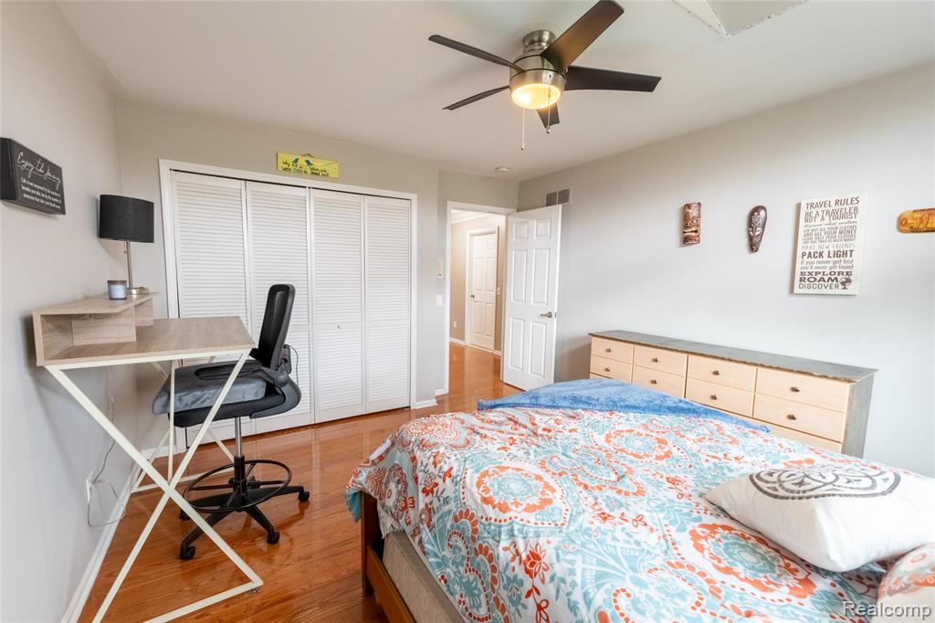 22426 Moorgate Street Novi, MI 48374 - Photo 30 of 50
