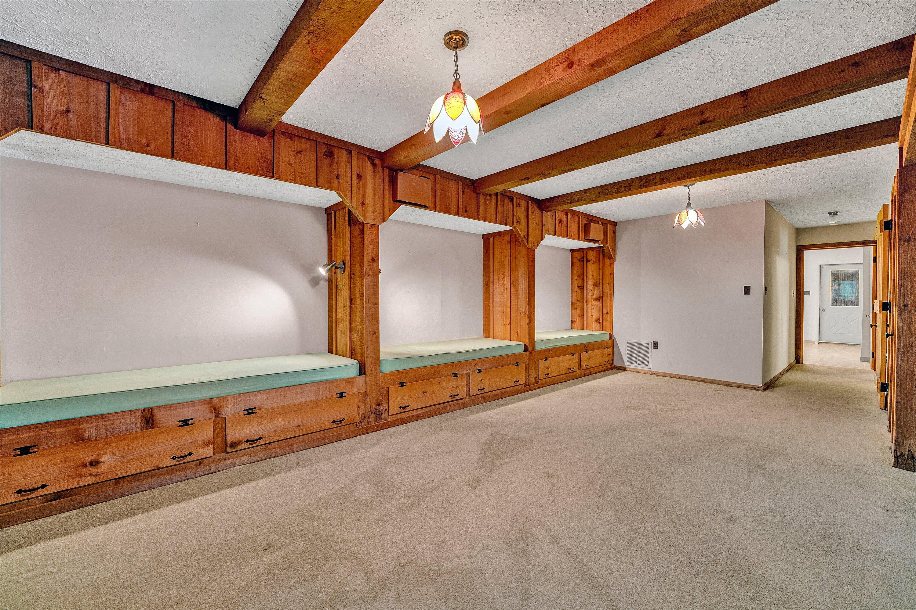 211 Wilderness Way Moneta, VA 24121 - Photo 27 of 41 24-SGP-49
