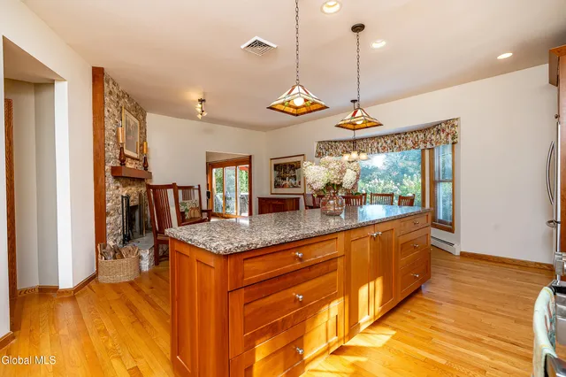 $599,900 | 524 Mac Elroy Road, Clifton Park, NY 12065