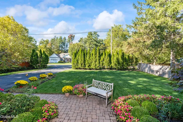 $599,900 | 524 Mac Elroy Road, Clifton Park, NY 12065