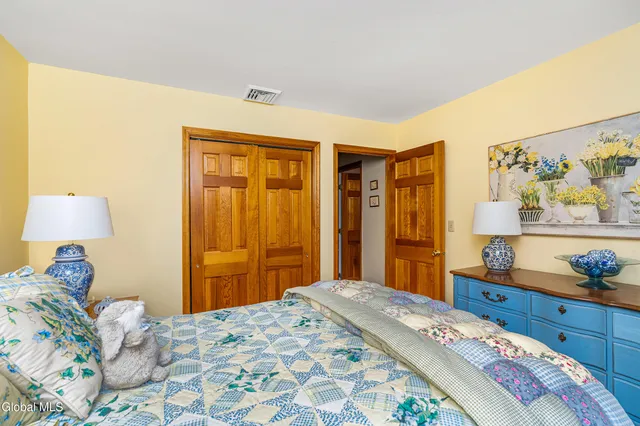 $599,900 | 524 Mac Elroy Road, Clifton Park, NY 12065