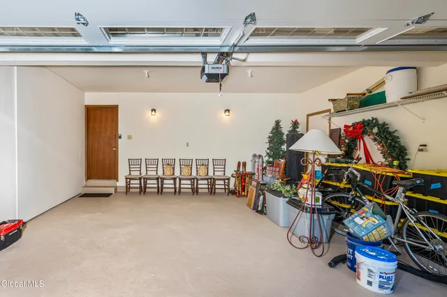 $599,900 | 524 Mac Elroy Road, Clifton Park, NY 12065